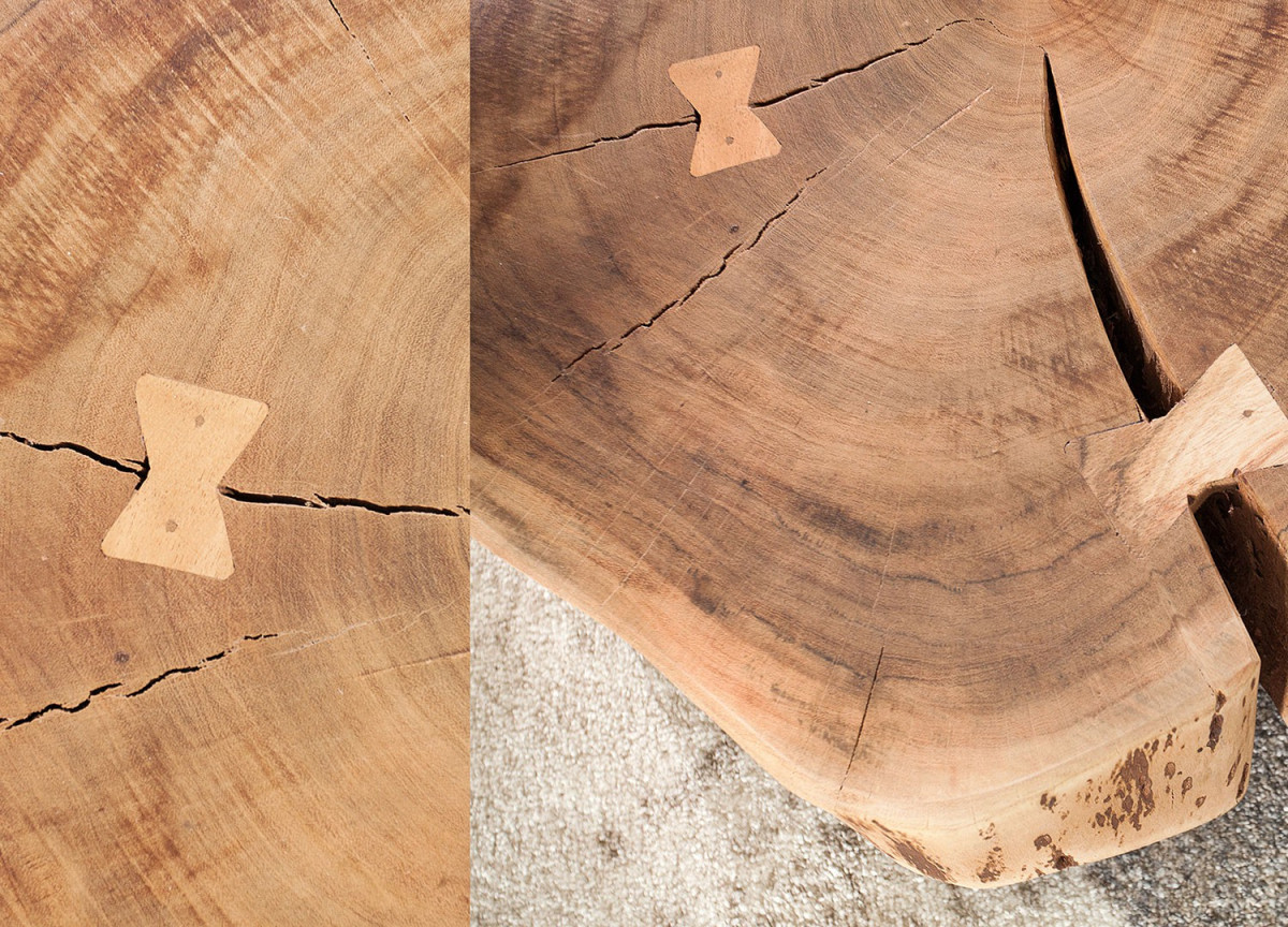 Table de nuit, table d'appoint, table basse / Bois massif Acacia