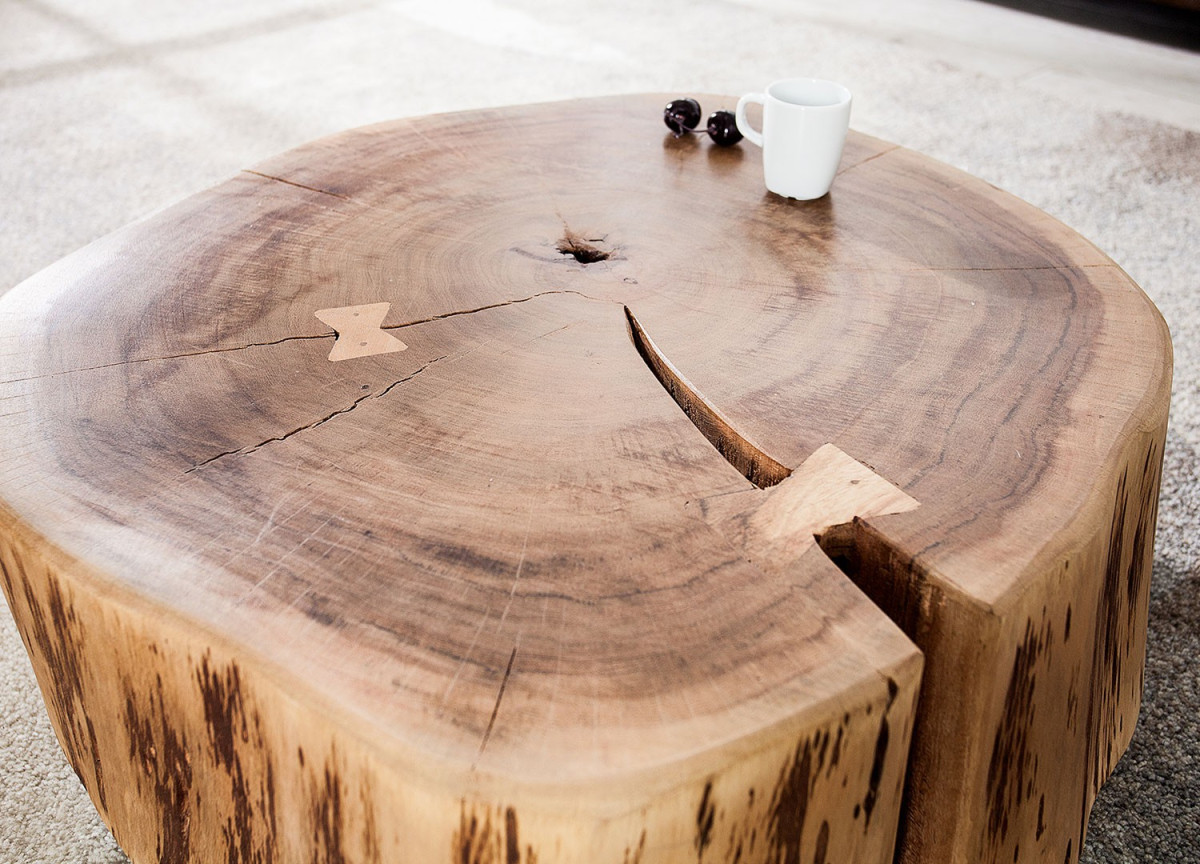 Table basse / tronc d'arbre massif Acacia