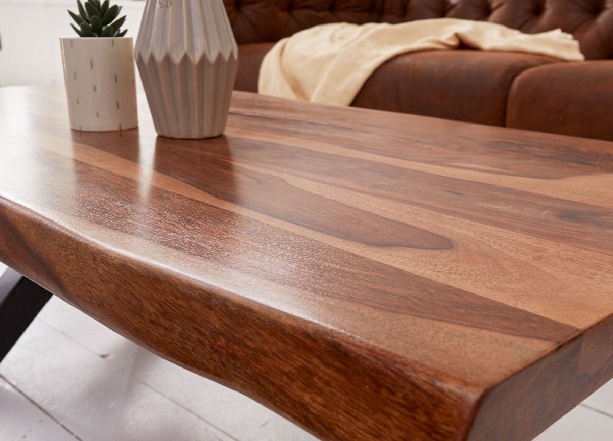 Table basse design bois massif et métal