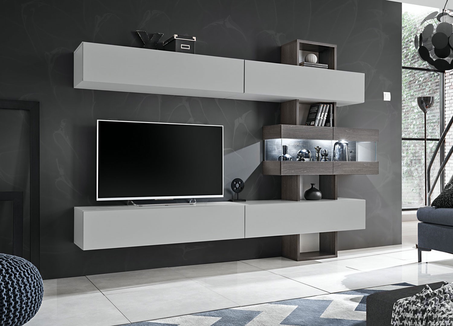 Meuble TV mural design gris clair et bois avec éclairage Led pour salon