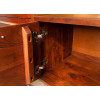 Buffet en bois d'acacia et déco doré