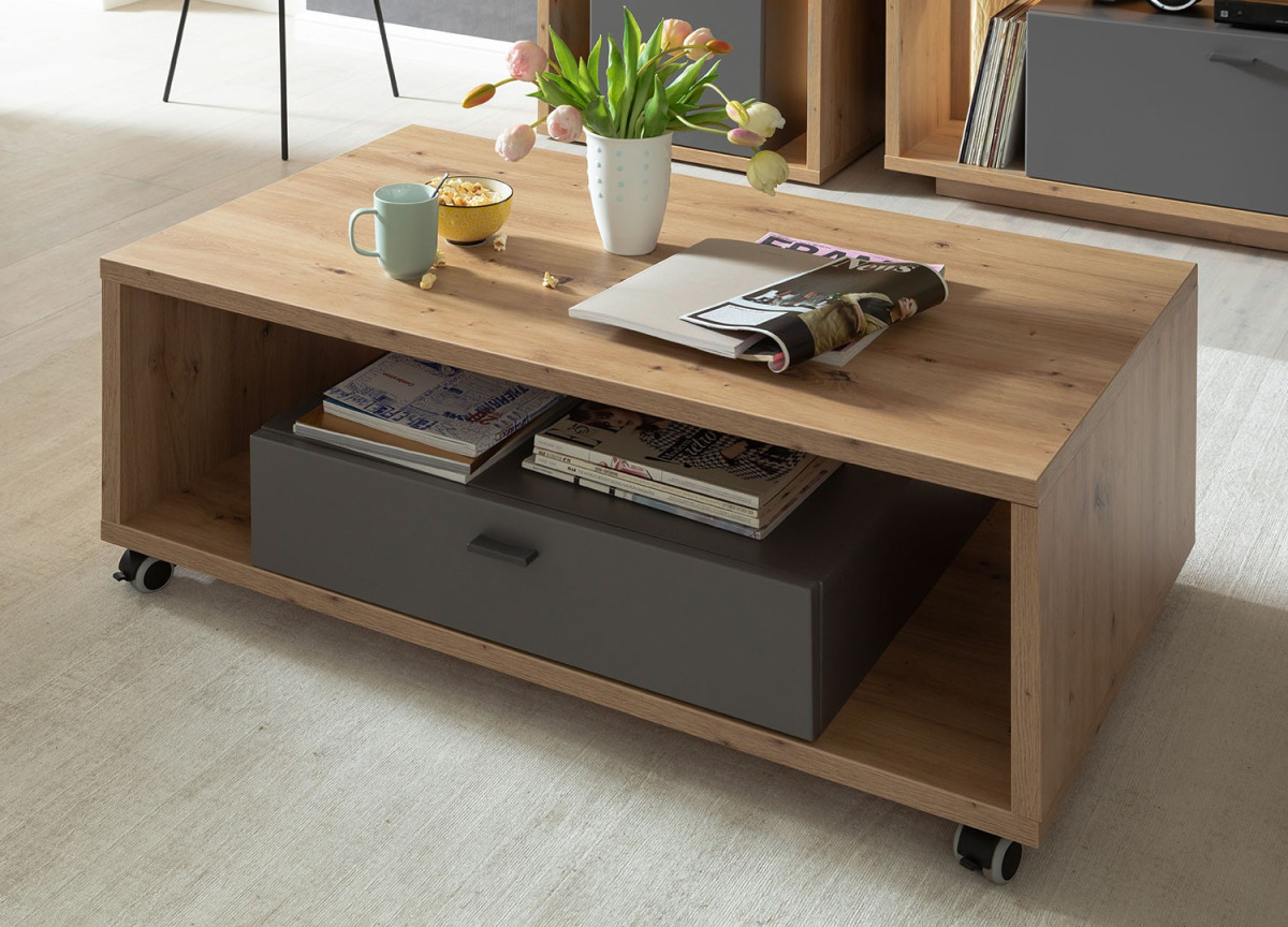 Table basse sur roulettes avec rangement