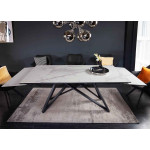 Grande table en céramique effet marbre 180-260 cm