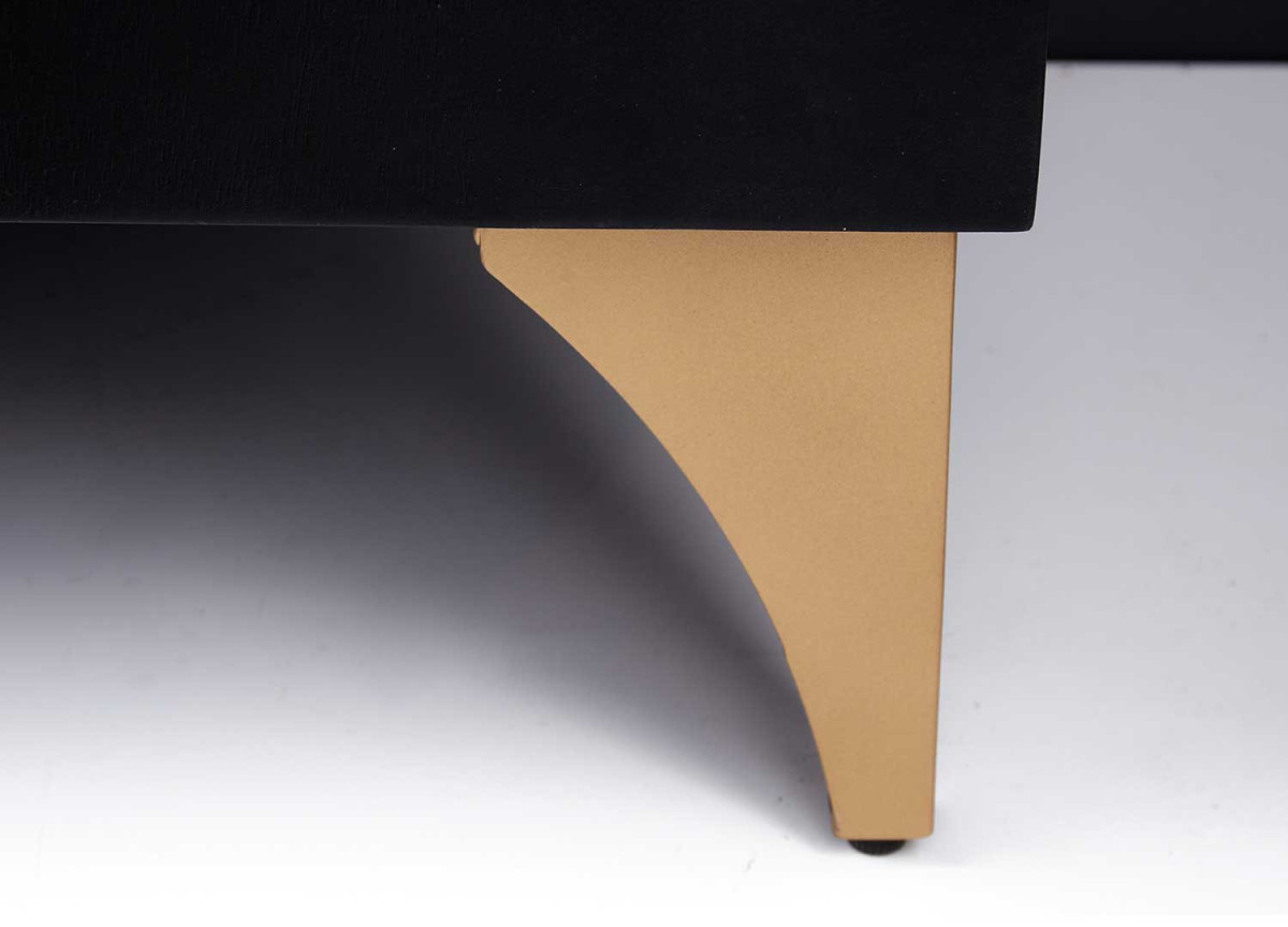 Buffet Design Ethnique Noir et Doré