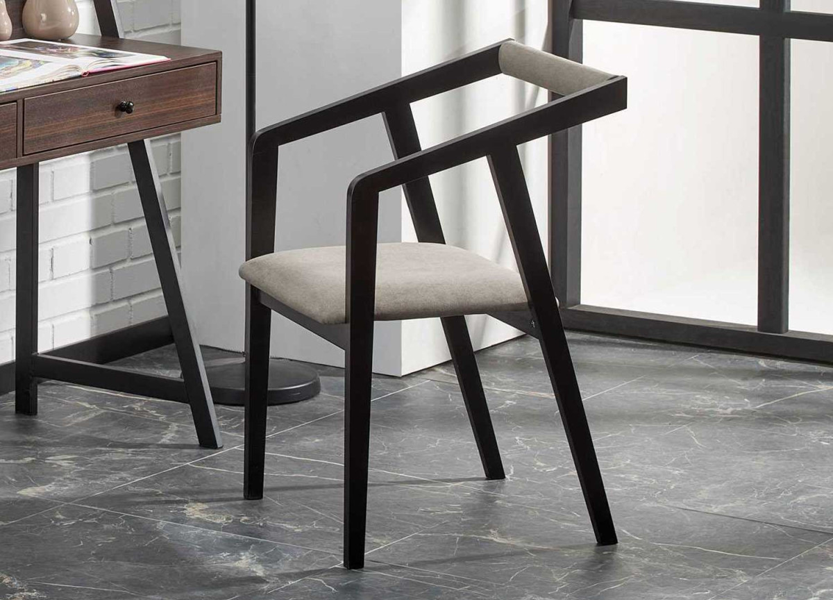Chaise design en bois et velours gris