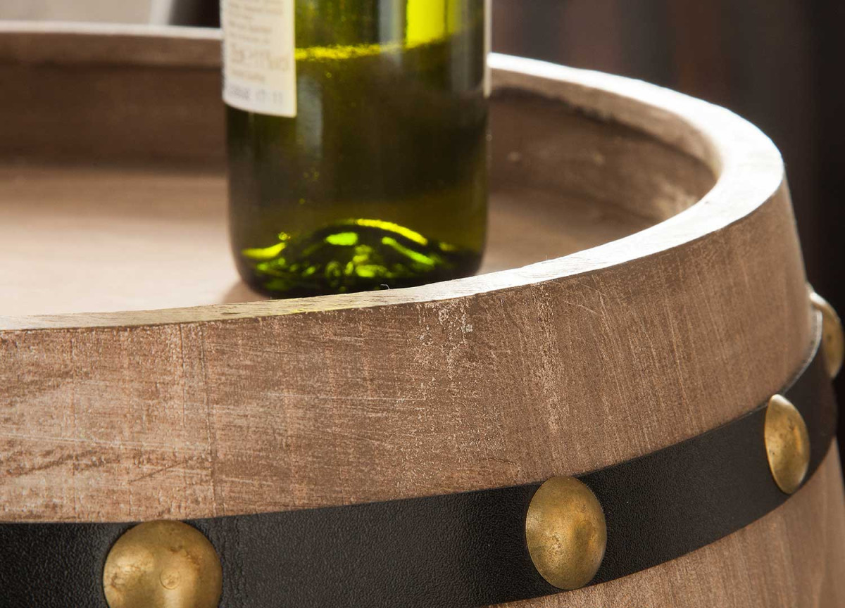 Tonneau bar en bois range bouteilles