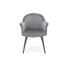 Chaise en velours gris clair