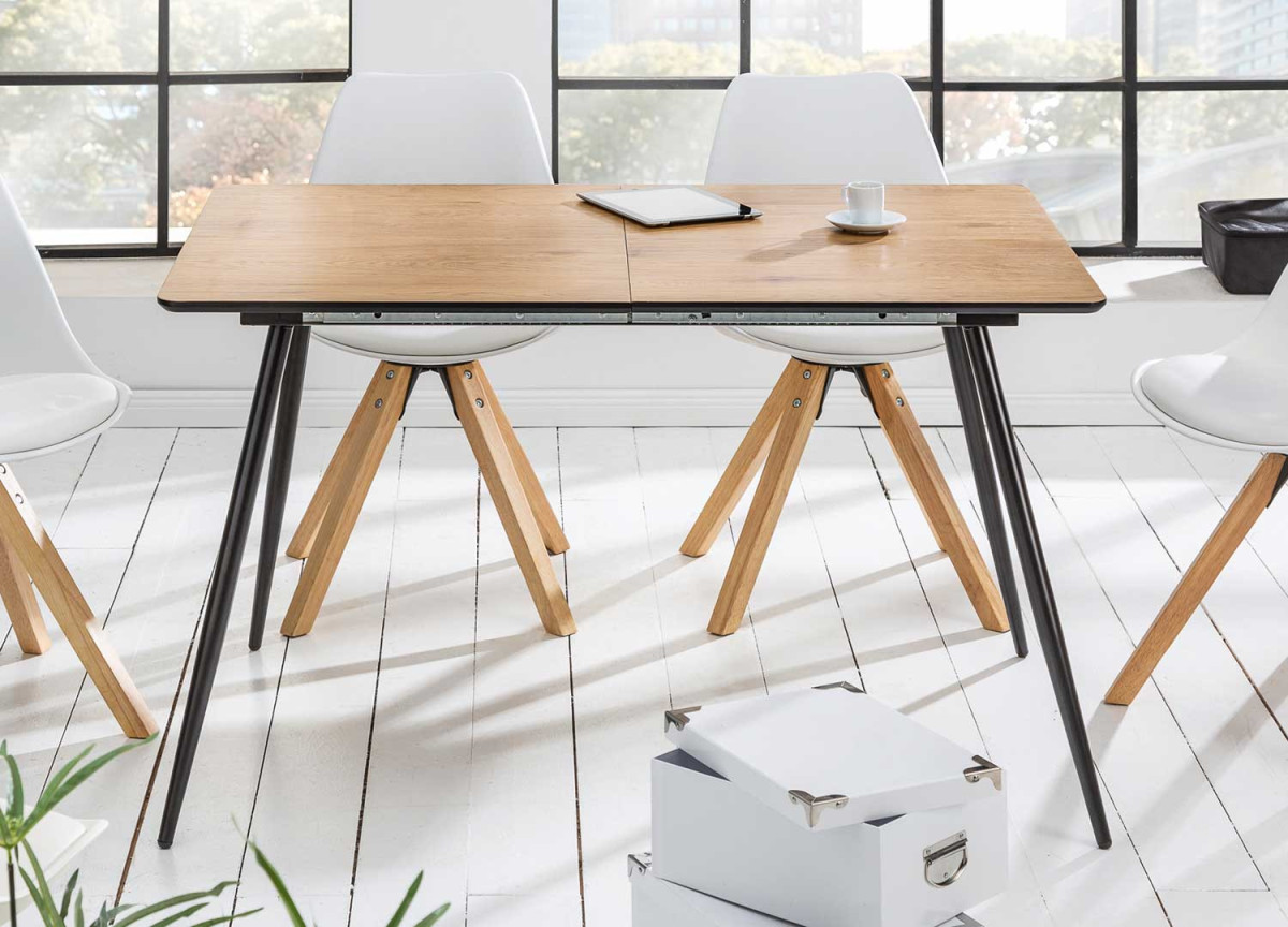 Table à manger extensible pas cher aspect chêne