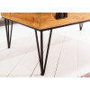 Table basse avec compartiment pour décoration
