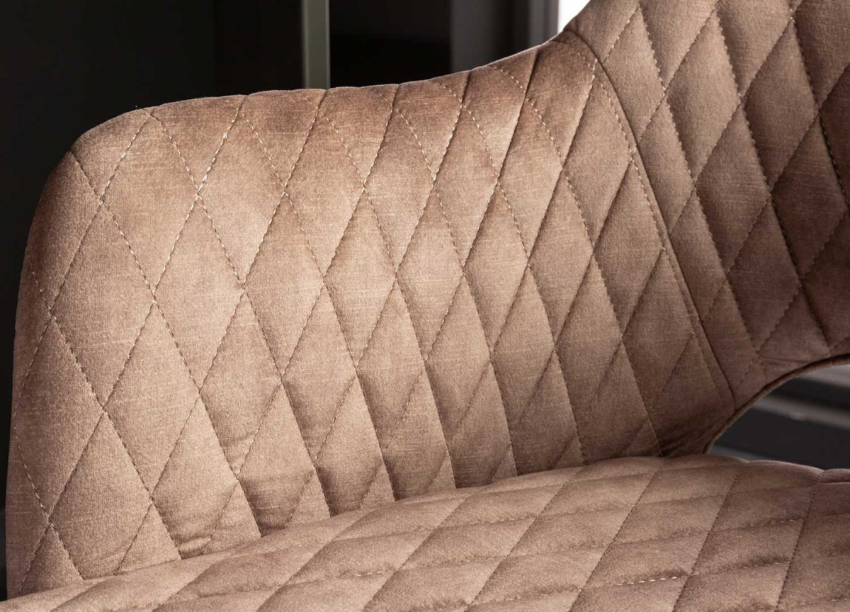 Tabouret de bar confortable en velours grège