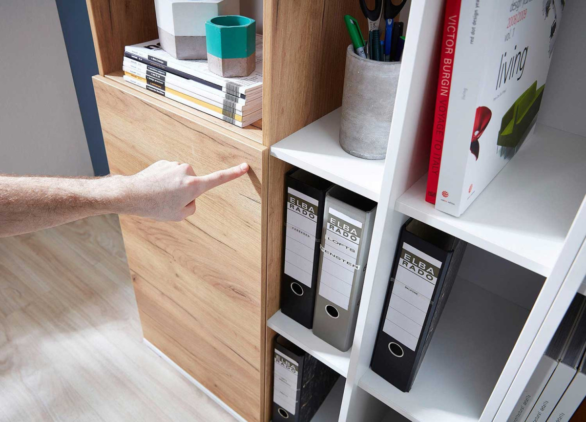 Armoire de classement blanche et bois