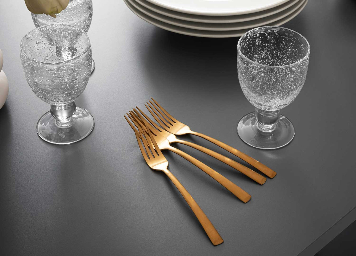 Table de repas grise anthracite moderne 160 cm