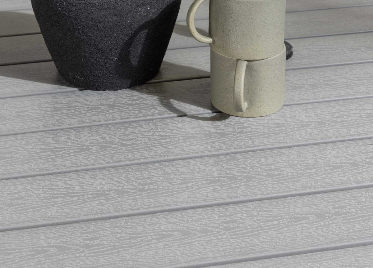 Table de jardin grise et blanche 200 cm
