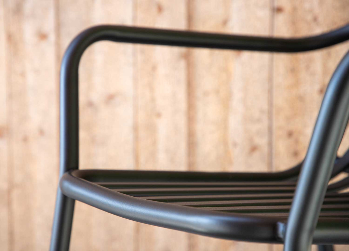 Chaises extérieurs en aluminium noir