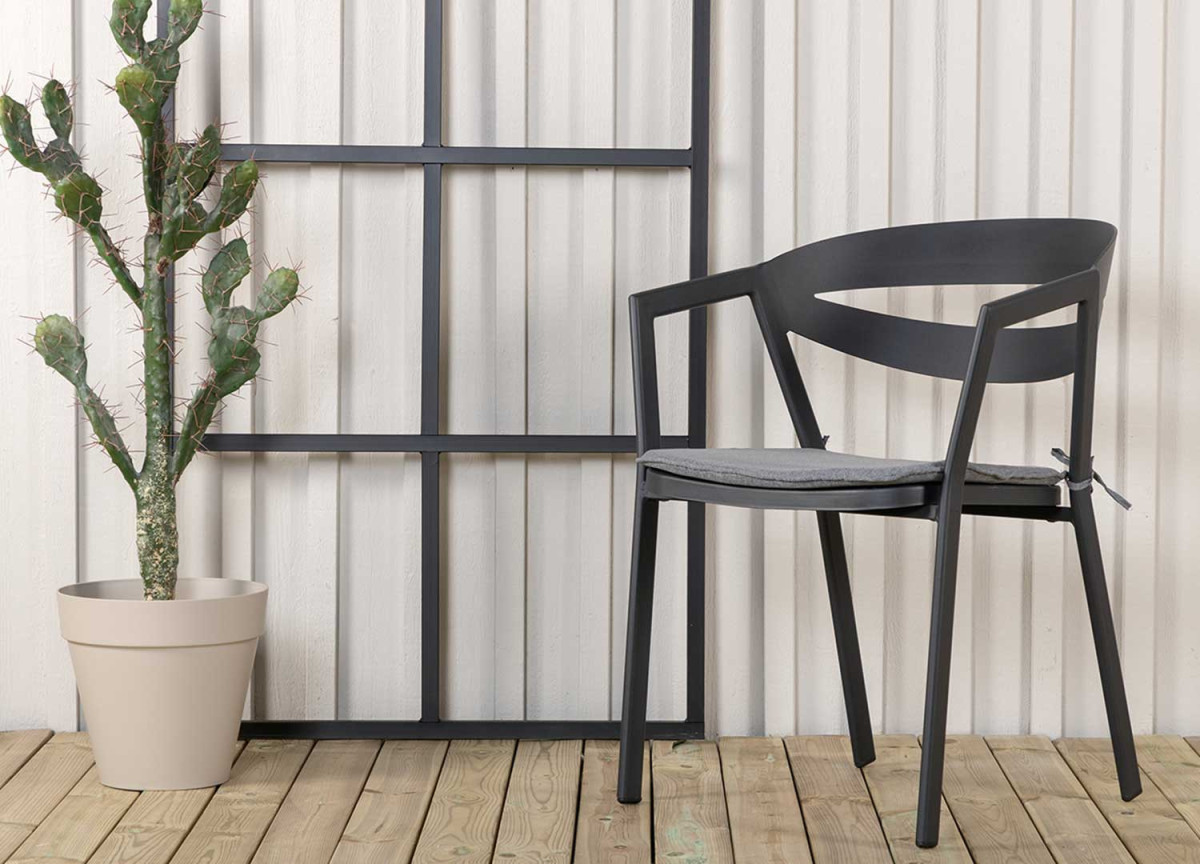 Chaises de jardin design en aluminium noir