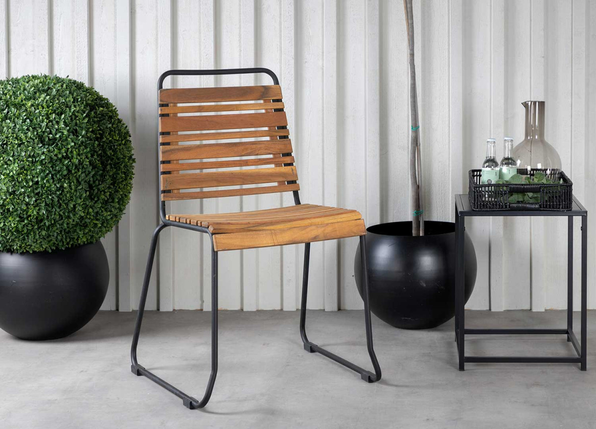 Chaises de jardin en bois massif et métal noir
