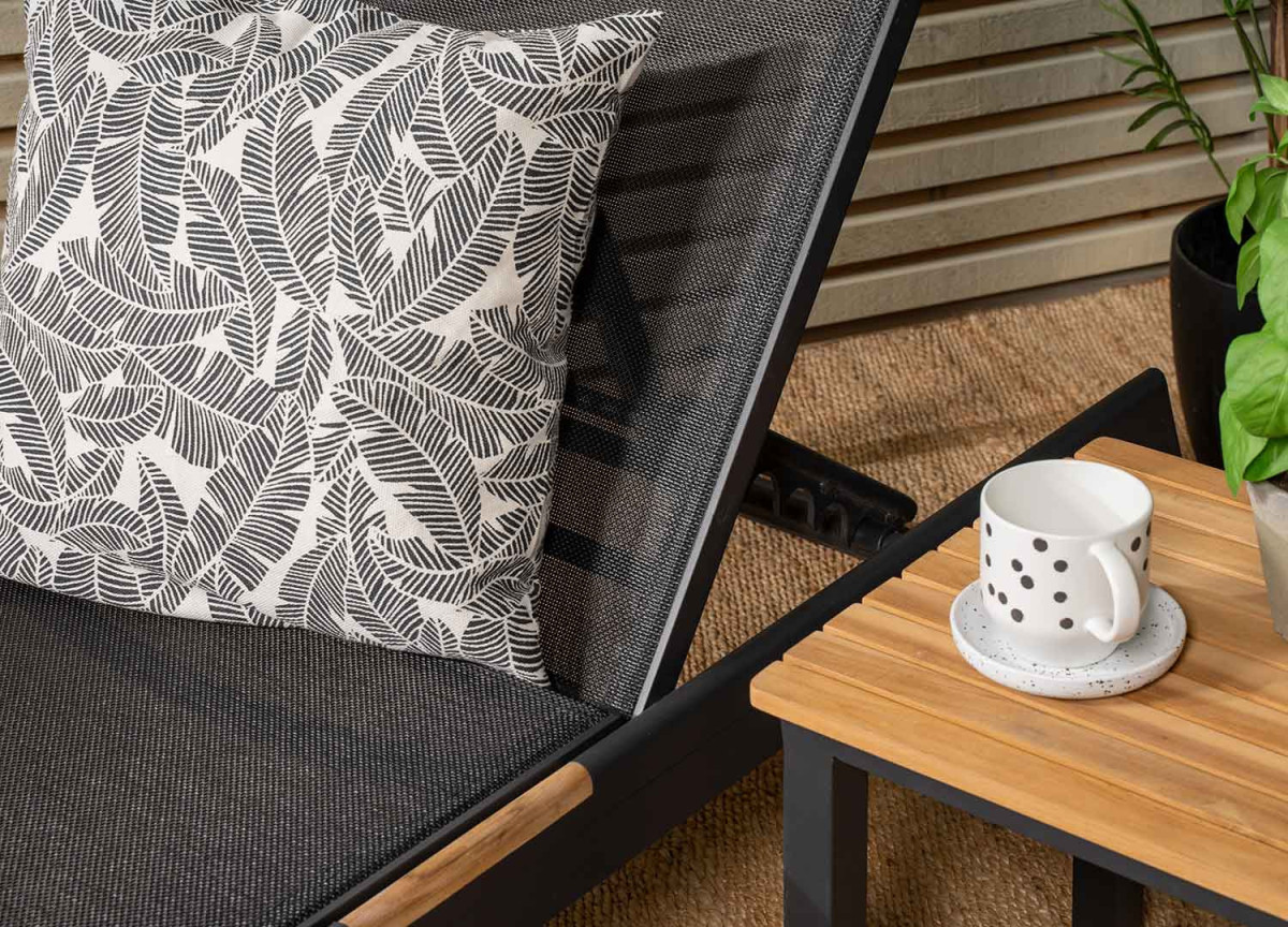 2 Chaises longues en aluminium et tissu noir