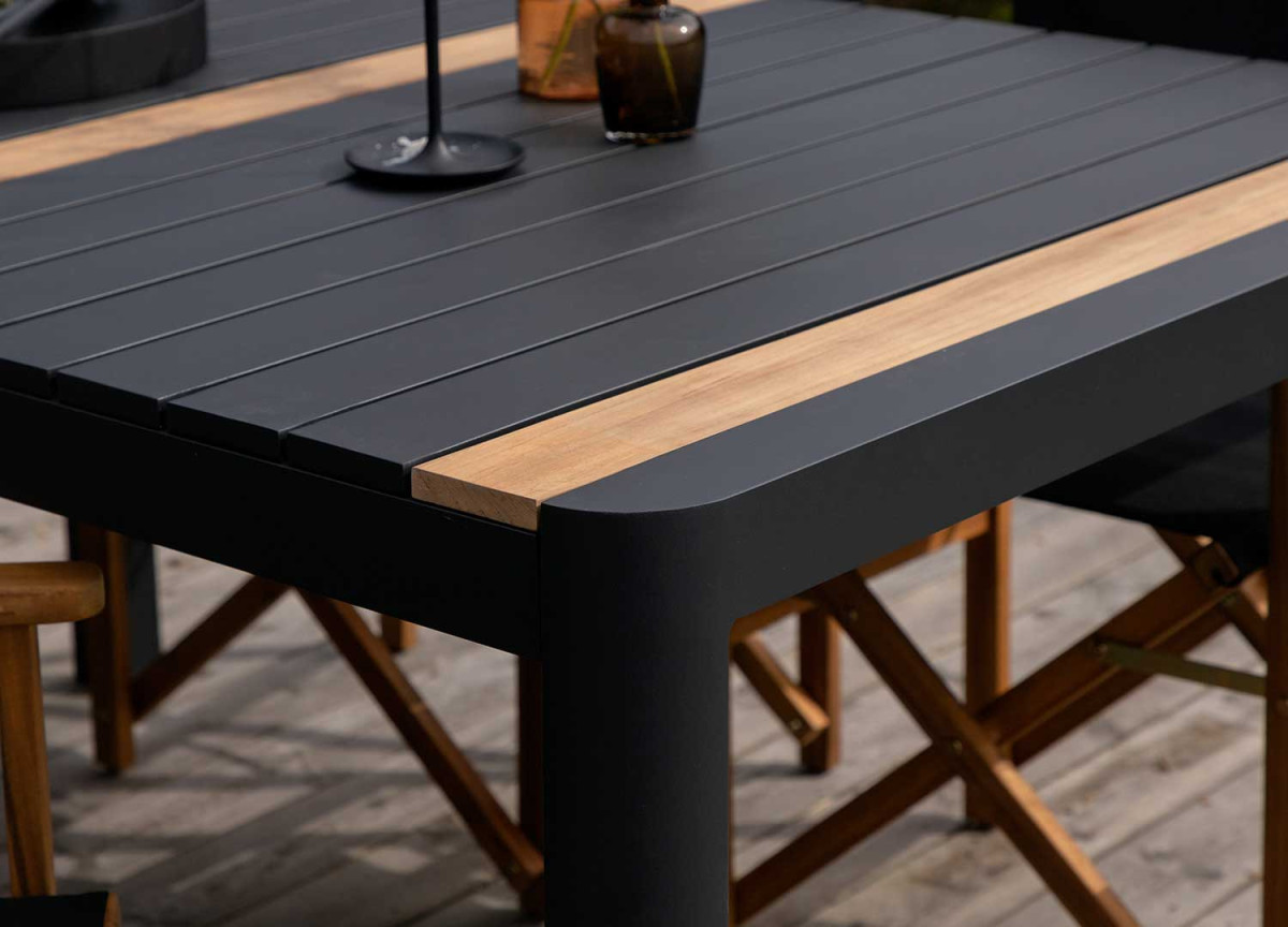 Table de jardin en aluminium noir et bois de teck 150 cm