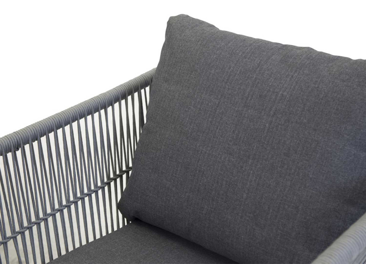 Banquette fauteuil et table de jardin gris et bois