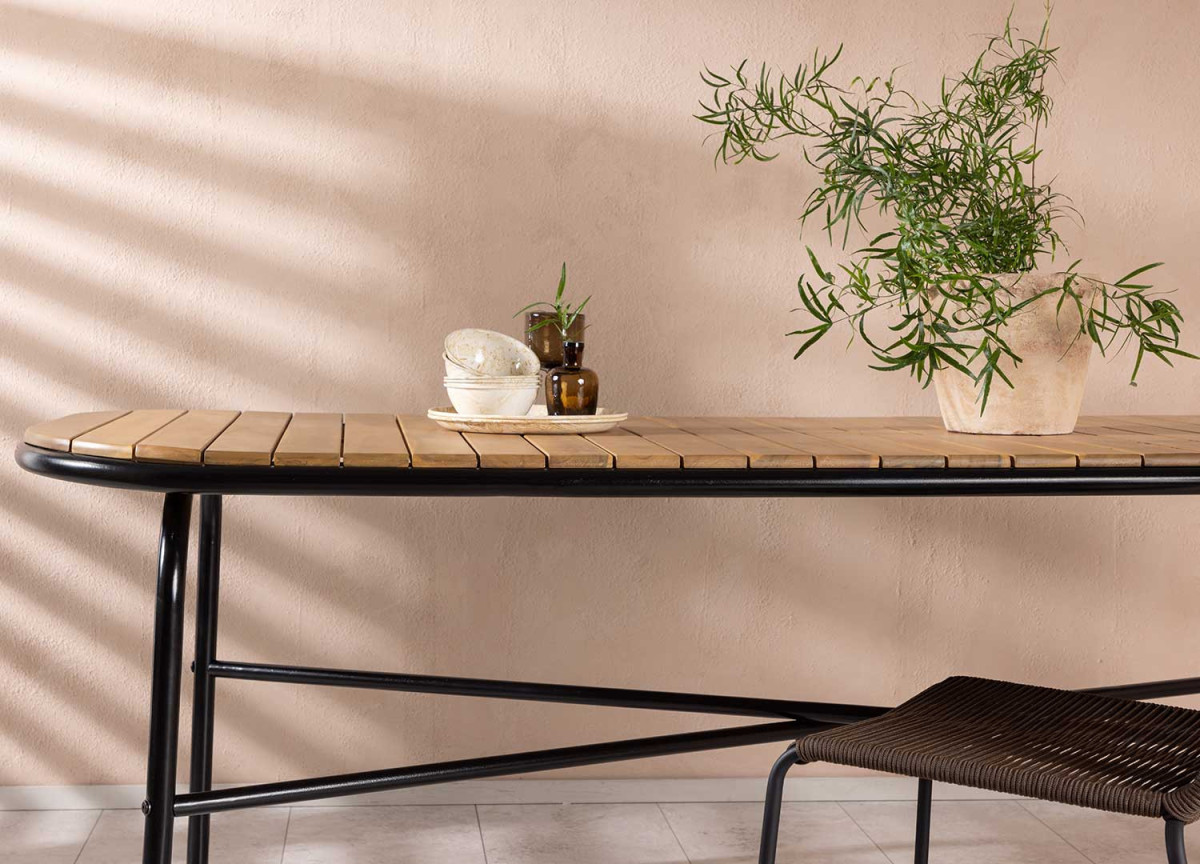Table de jardin en acacia et métal noir