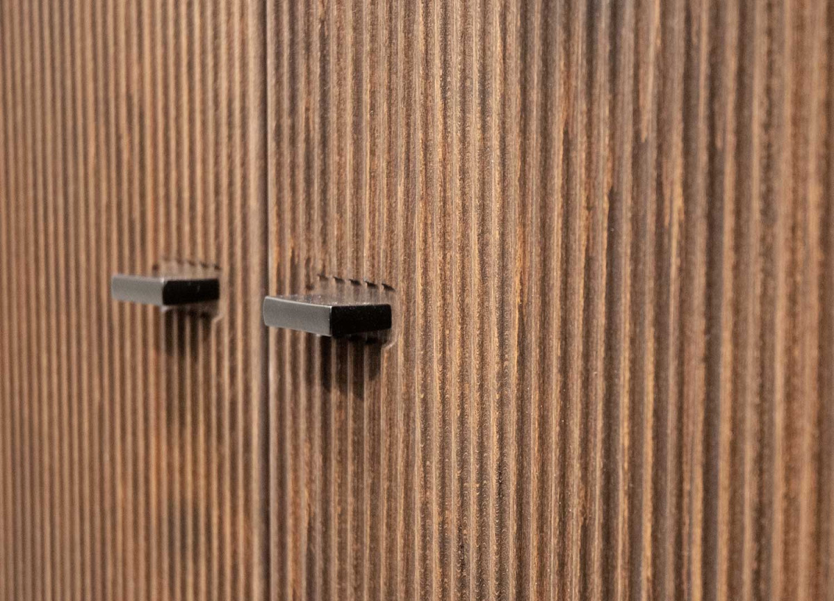 Bahut 2 Portes en Bois Foncé