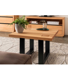 Table basse carrée en bois et métal noir