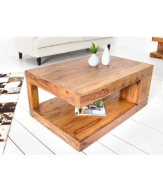 Table basse originale en bois massif