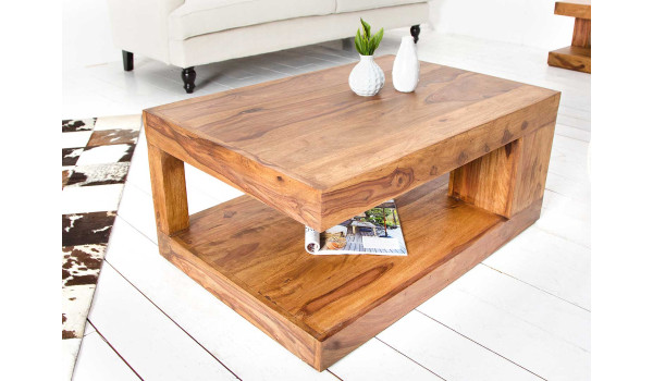Table basse originale en bois massif
