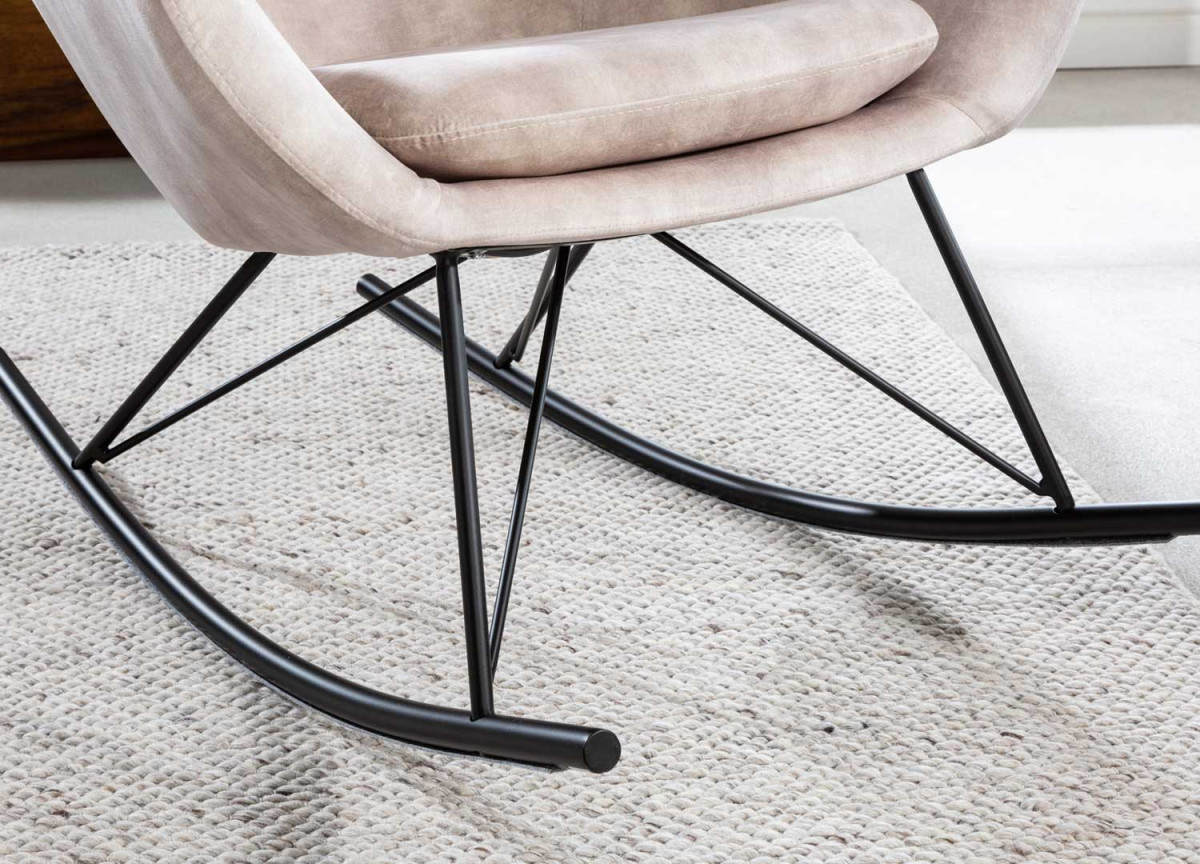 Chaise à bascule champagne et métal noir