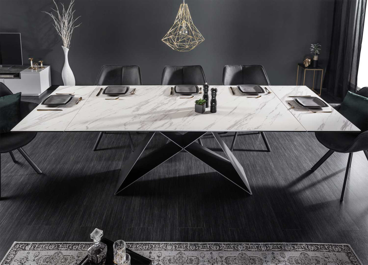 Table moderne extensible en céramique aspect marbre