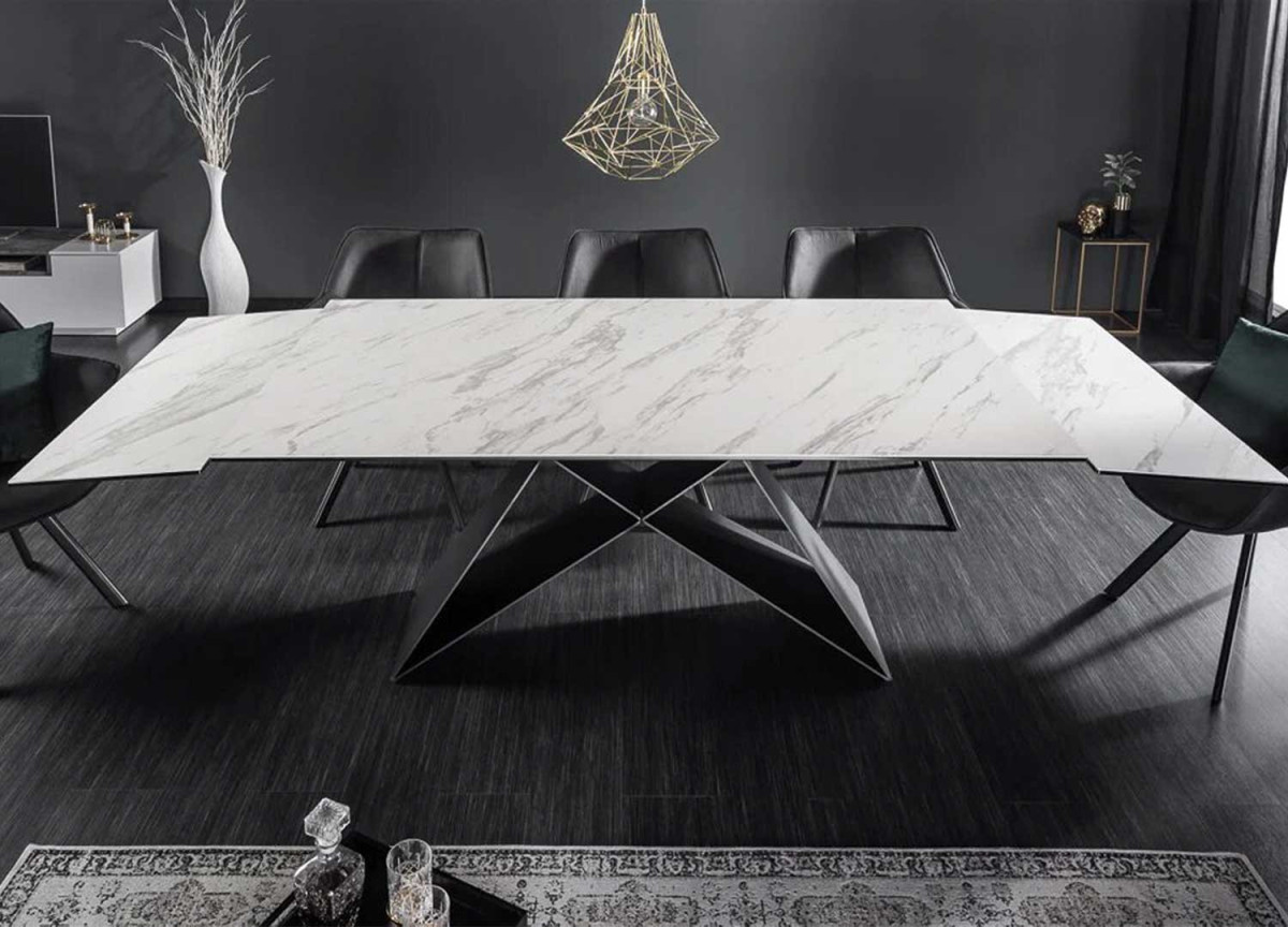 Table moderne extensible en céramique aspect marbre