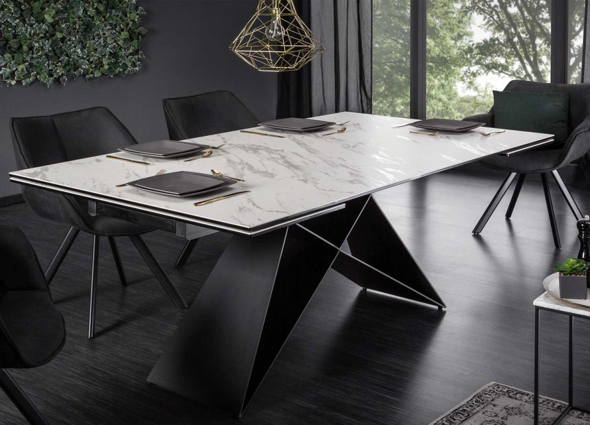Table moderne extensible en céramique aspect marbre