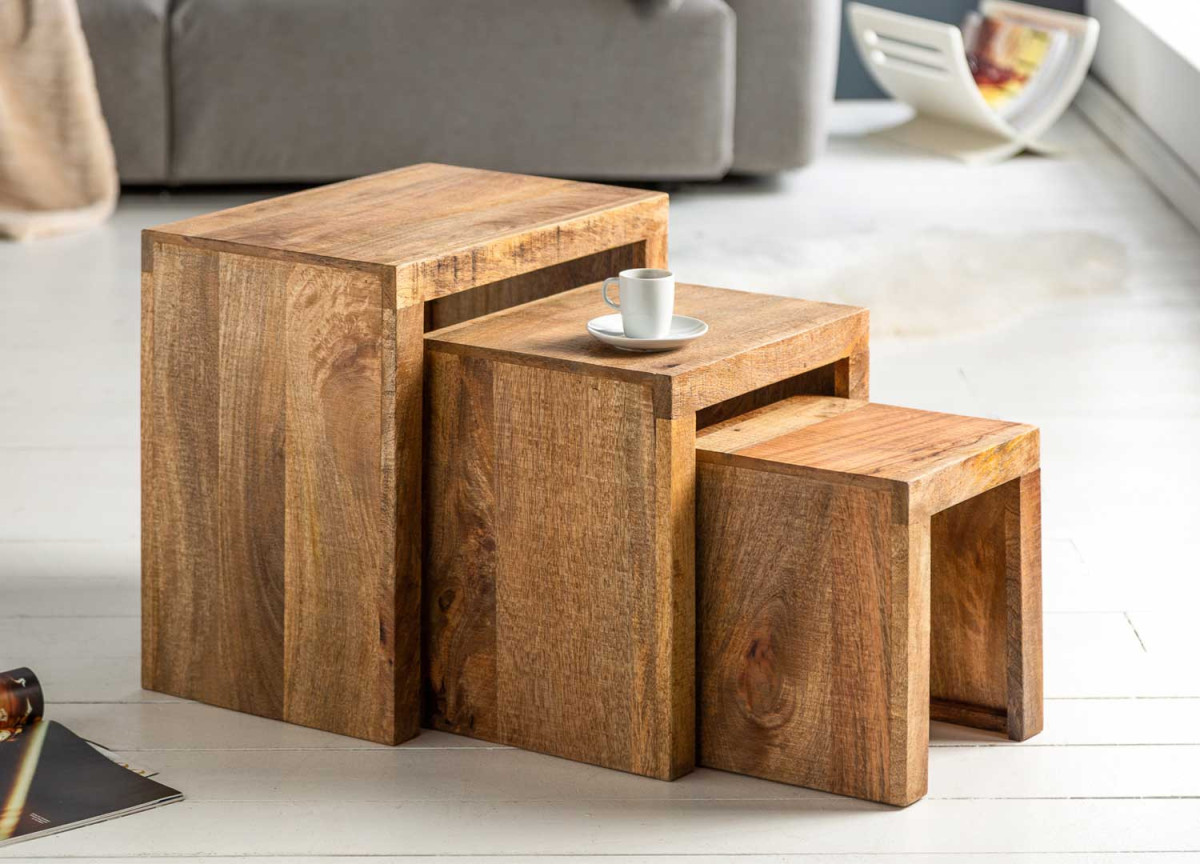 Set de 3 tables d'appoints en bois de manguier