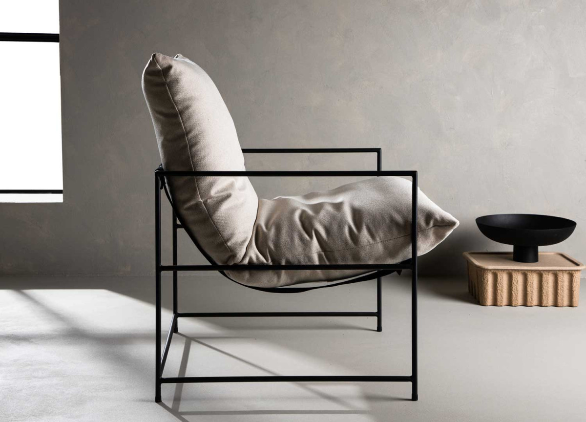 Fauteuil minimaliste métal et lin