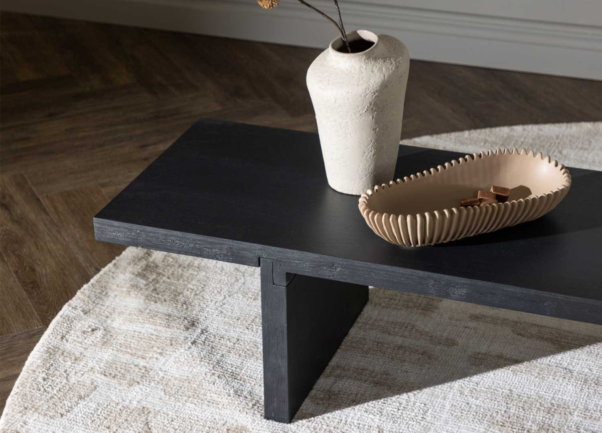 Table Basse Noir Style Japandi
