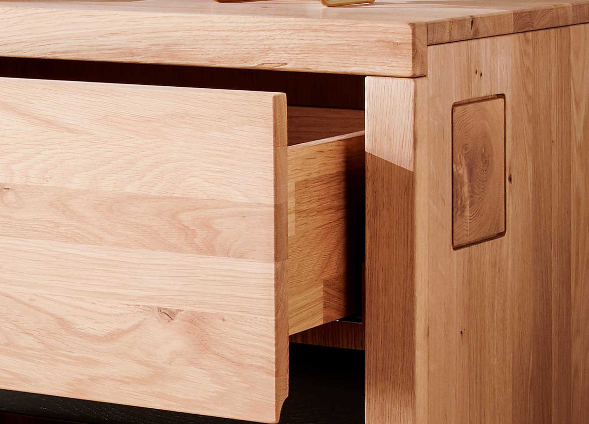 Commode chêne huilé 2 portes 2 tiroirs