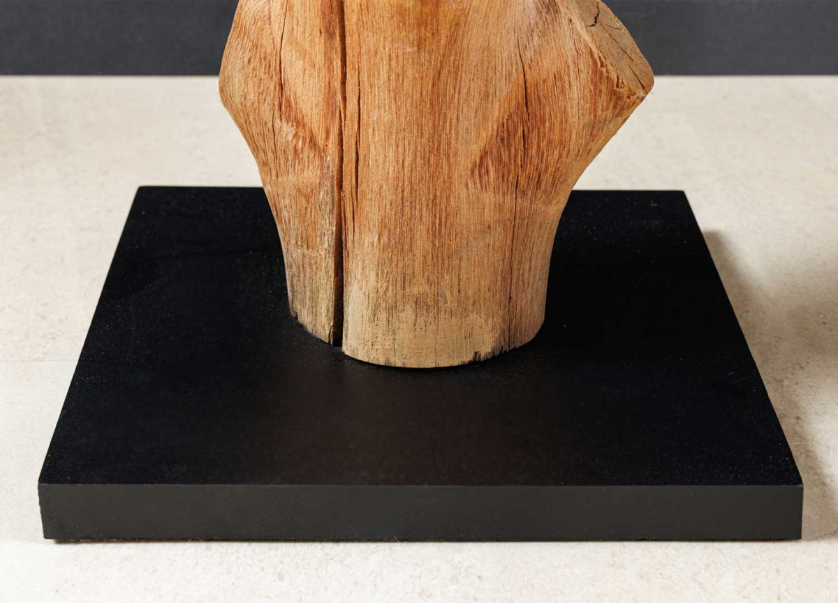 Lampe sur pied en bois massif