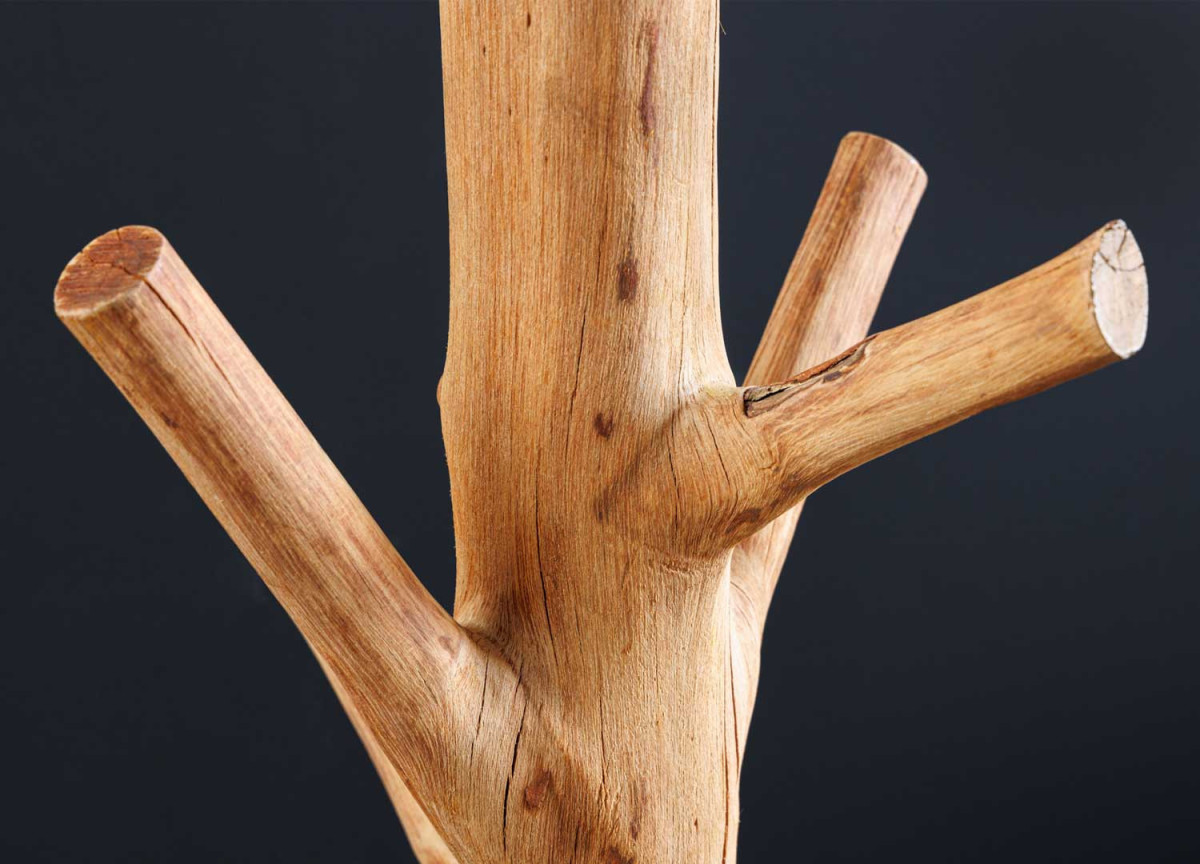 Lampe sur pied en bois massif