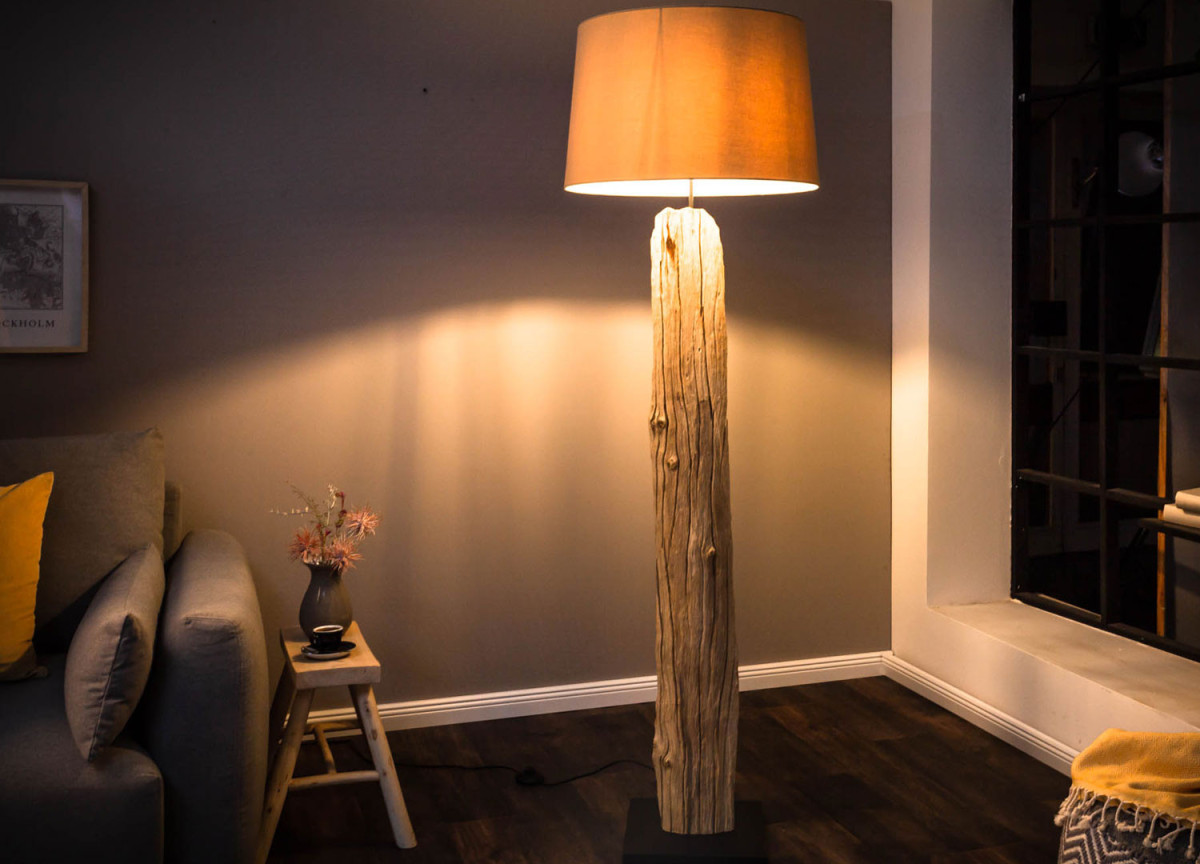 Lampe en bois flotté et lin