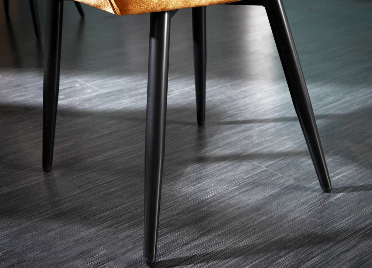Fauteuils velours jaune moutarde