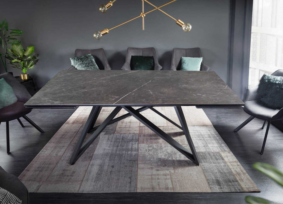 Table de repas contemporain céramique et métal