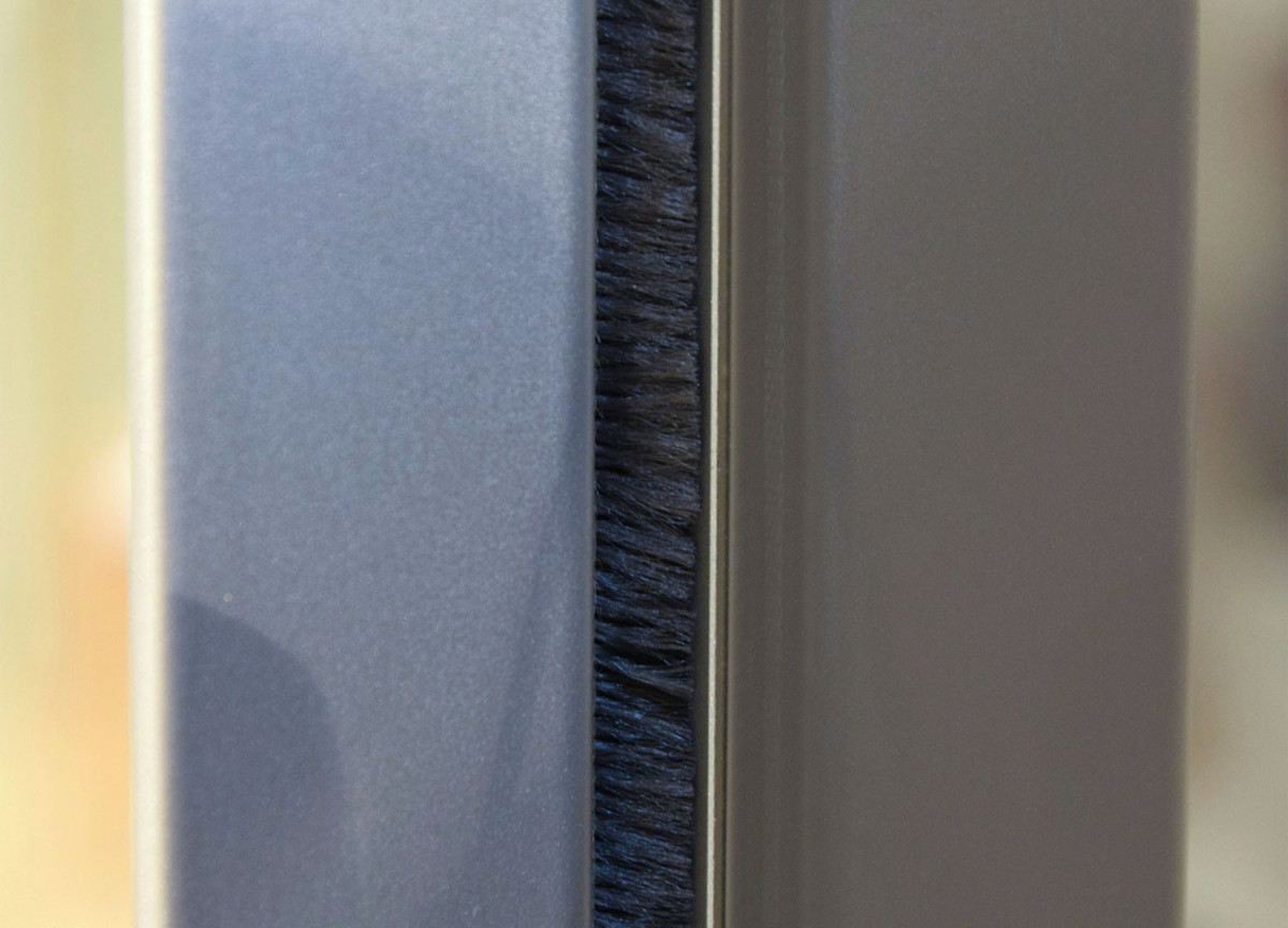 Armoire dressing 3 portes verre gris, graphite et chêne artisan