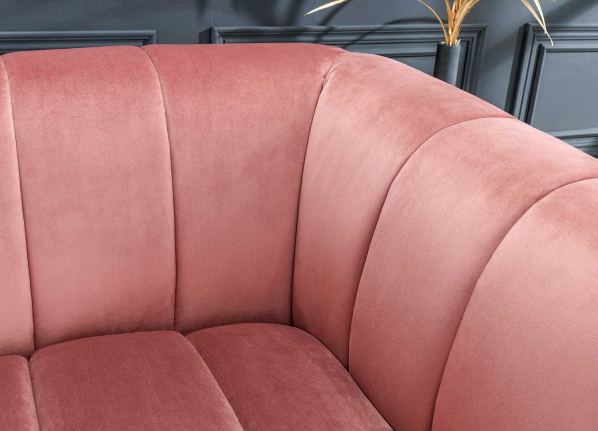 Fauteuil Velours Rose et Pieds Dorés