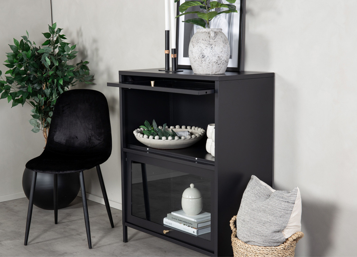 Commode vitrée en métal noir