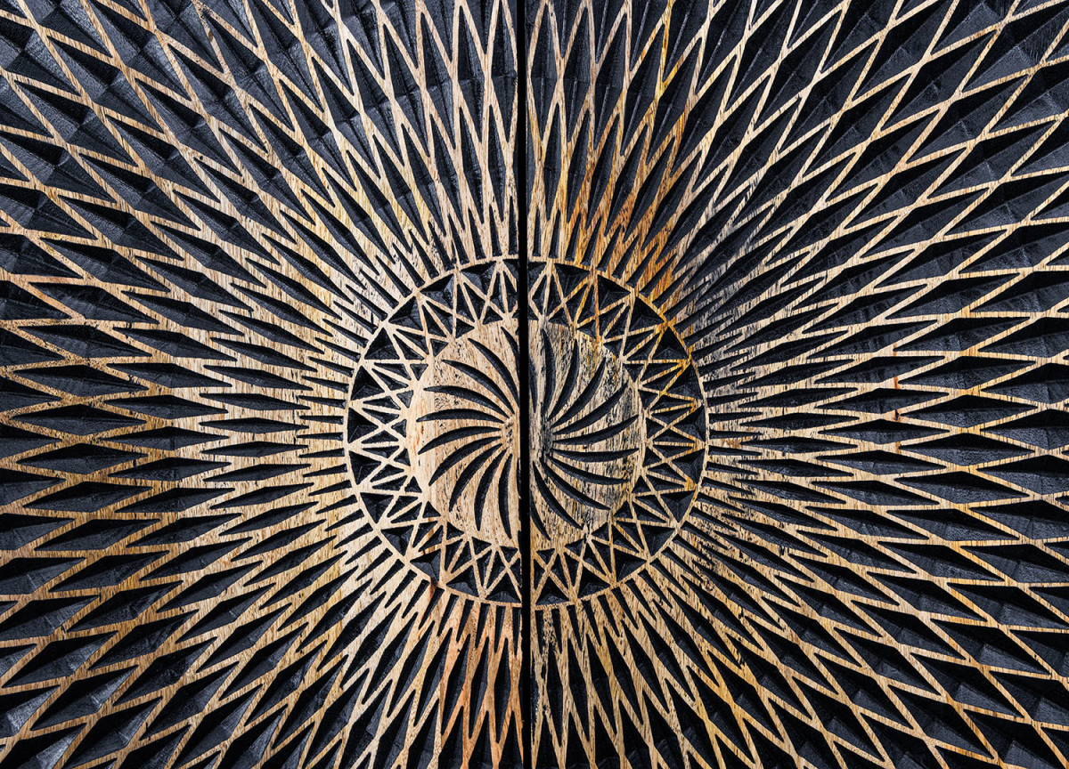 Buffet 4 Portes Motif Mandala en Bois Massif