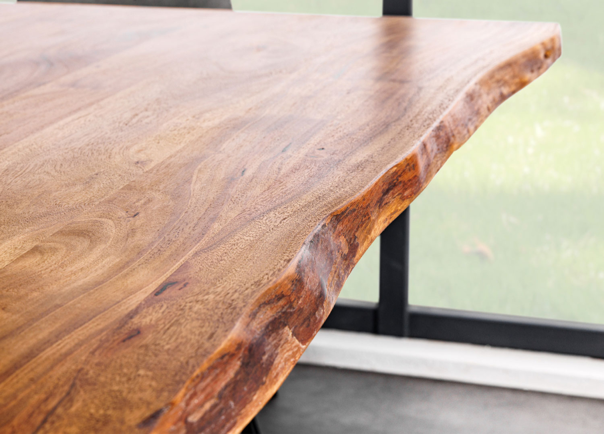 Table à Manger Contemporaine en Bois