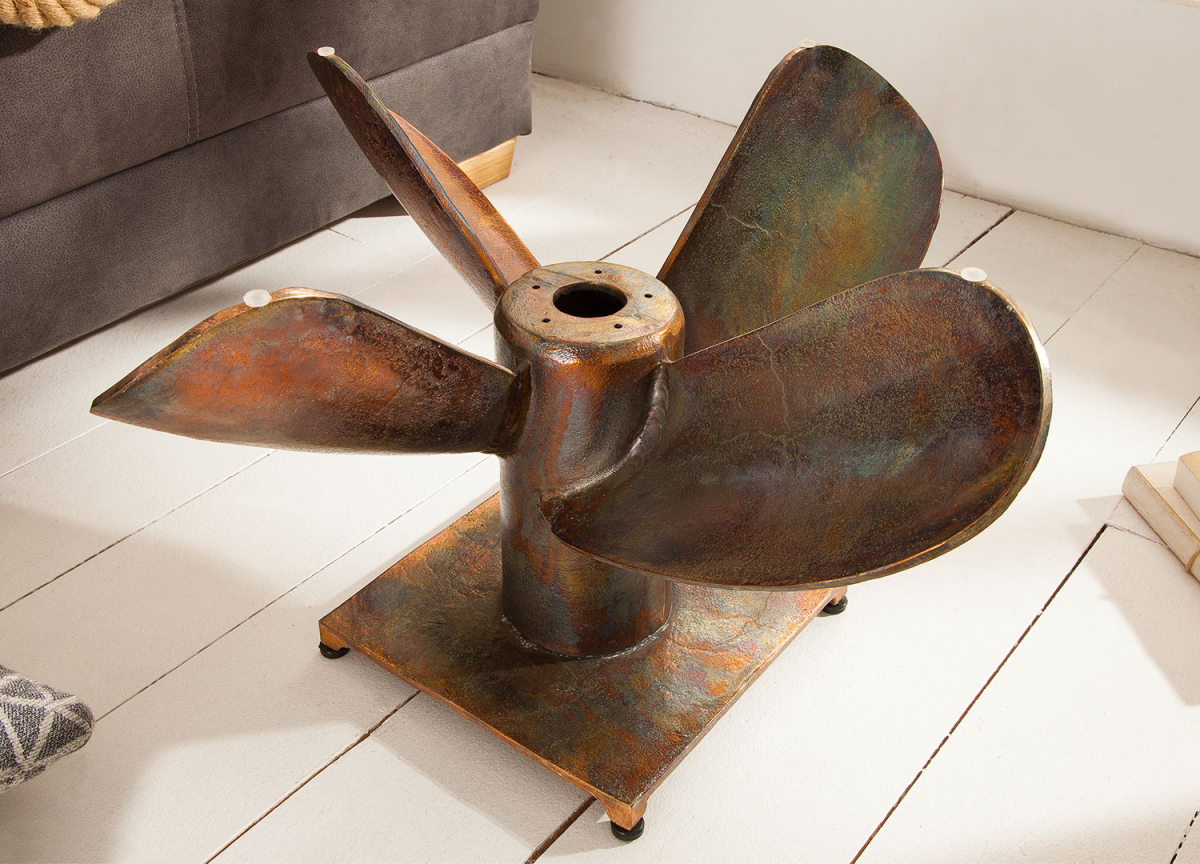 Socle de la table basse en hélice de bateau cuivrée vintage