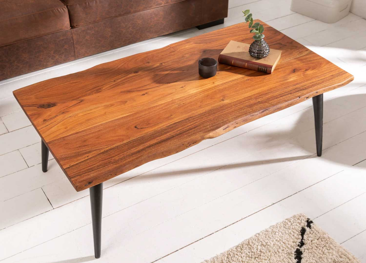 Table basse en bois massif et 4 pieds métal noir rectangulaire