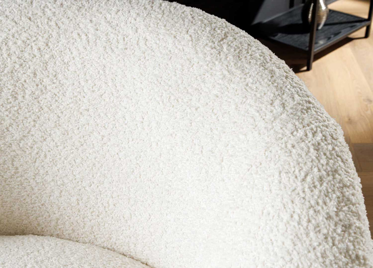 Canapé design bouclé blanc et métal doré James