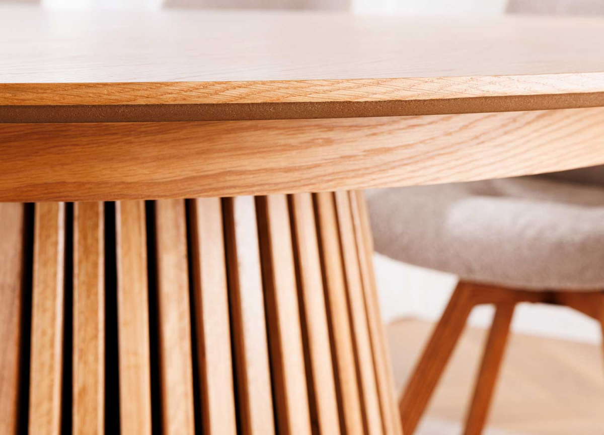 Qualité et détail de la table ronde